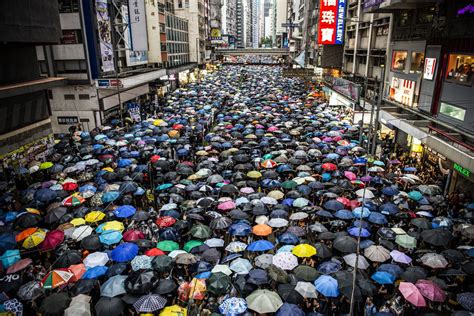 Hong Kong protests show no sign of stopping in the face of countless threats - Vox