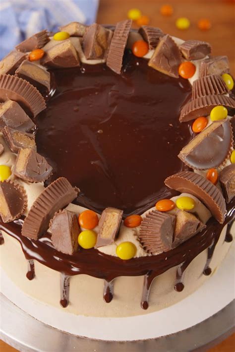 Reese's Explosion Cake | Recipe | Peanut butter cups, Cup cakes and Peanut butter