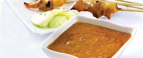 THE ULTIMATE SATAY SAUCE