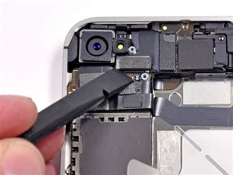 iPhone 4S Teardown - iFixit