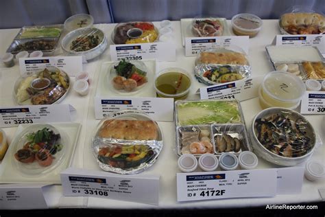 Behind the Scenes: How Singapore Airlines Prepares its Meal Service : AirlineReporter