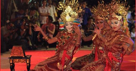 13 Tarian Tradisional Sumatera Selatan Lengkap Penjelasannya