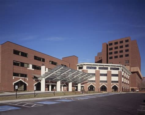 Wesley Medical Center, Pectus Hospital in Wichita, United States