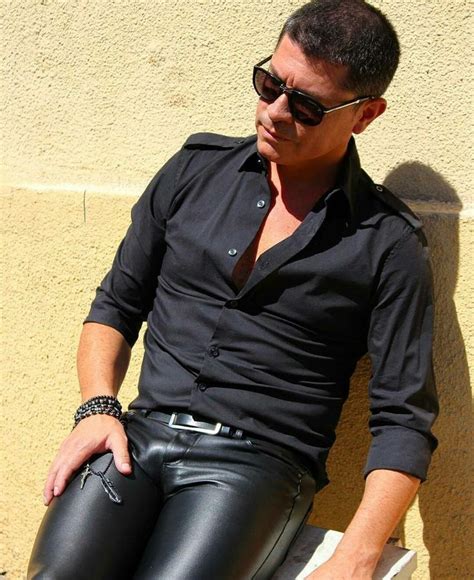 Beauté masculine: édition cuir | Leather jeans, Leather pants, Tight leather pants