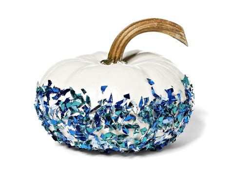 How to Make Glittered Pumpkins | HGTV