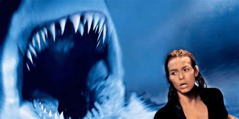 Deep Blue Sea's Opening Scene Makes the Sharks Even More Terrifying - TrendRadars