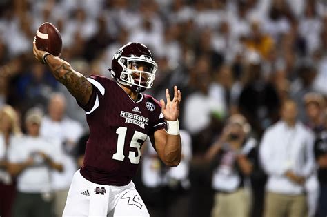 Dak Prescott’s College Stats & Mississippi State Records: 5 Fast Facts