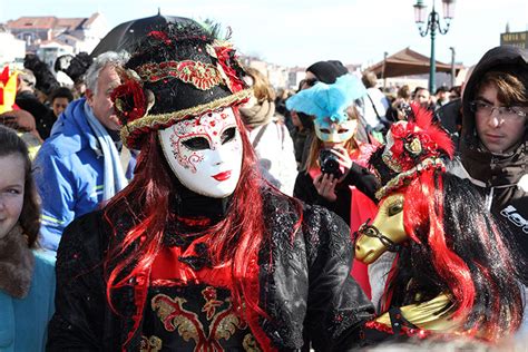 History of the Venice Carnival Mask - Luxe Adventure Traveler