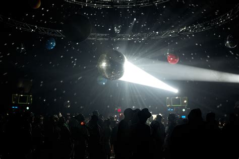 Inside Despacio, James Murphy and 2manyDJs' dance music utopia | The Verge