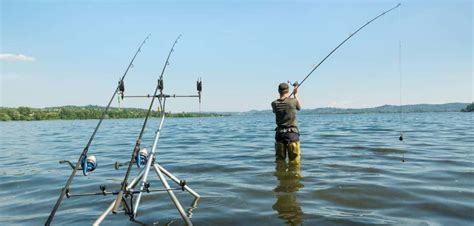 5 Top Carp Rods for Maximum Distance (The Ultimate Casters)