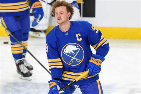 Jack Eichel acknowledges disconnect with Sabres over neck injury ...