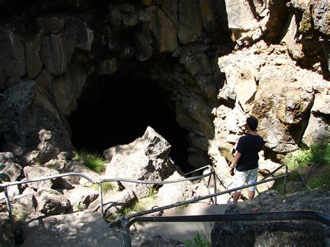 Lava River Cave | Wiki; The Lava River Cave near Bend, Orego… | Flickr