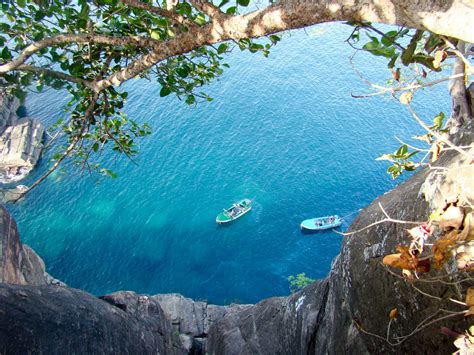 Lover’s Leap, a 400 ft sheer steep cliff facing the Indian Ocean ...