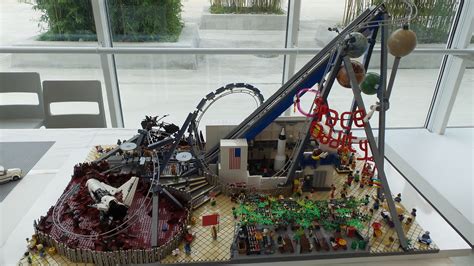 MOC: "Space Oddity" working roller coaster - LEGO Town - Eurobricks Forums