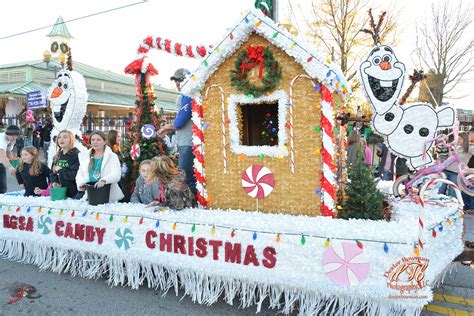 Freedom Christmas Parade 2021