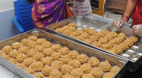 Tirumala Tirupati Devasthanam sells 2.4 lakh Laddu Prasadam in 3 hours - Wellness Buddha