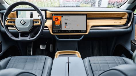 Rivian R1S (US) Interior Layout & Technology | Top Gear