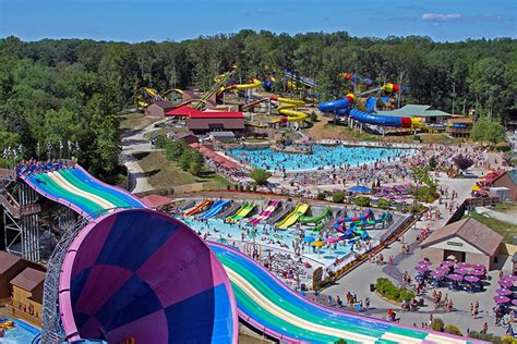 Holiday World & Splashin' Safari | Santa Claus, Indiana Waterpark