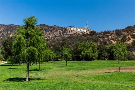 How to Get to the Hollywood Sign? Hiking Trail and the Best Viewpoints