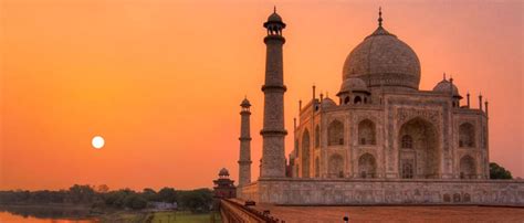 Taj Mahal At Sunrise | Taj Mahal Sunrise and Sunset Tour | Day Tour Taj ...