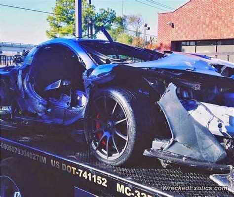 McLaren P1 Destroyed In Heavy Crash In Dallas