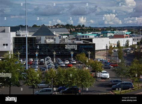 Merry hill shopping centre brierley hi-res stock photography and images - Alamy