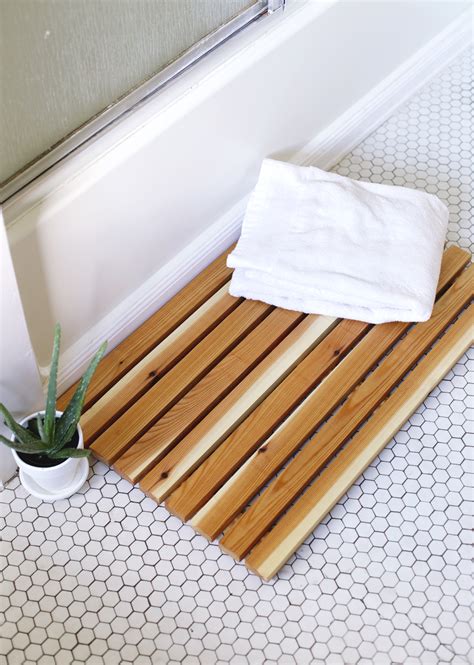 DIY Cedar Bath Mat - The Merrythought