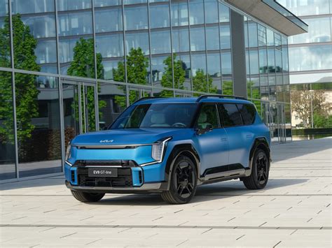 Kia EV9 Electric SUV: Pricing, Trim Details, and Features Revealed Renewables News