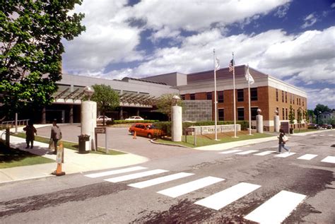 Newport Hospital Named Best Regional Hospital by U.S. News & World Report – Newport Buzz