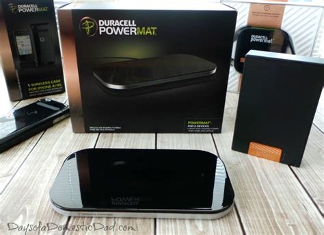 Loose the Cords with a Duracell Powermat and iPhone Wireless Cases