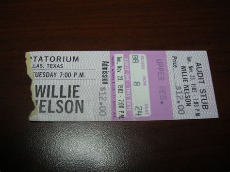 Willie Nelson Concert & Tour History (Updated for 2024) | Concert Archives