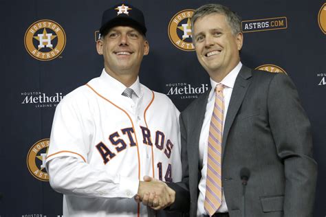 Hinch, Luhnow fired for Astros' sign stealing • NewsCream