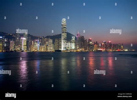 Hong Kong skyline at night Stock Photo - Alamy