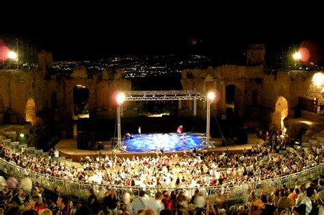 5 Best Things to Do After Dinner in Taormina - Where to Go in Taormina ...