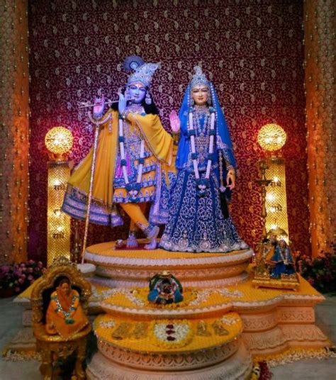 Radha Krishn deities at Prem Mandir, Vrindavan