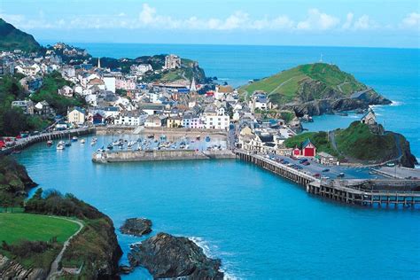 What to do in Ilfracombe Devon - Coast Guide