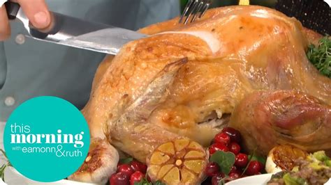 How to Cook Your Christmas Turkey Perfectly Every Single Time | This Morning - YouTube