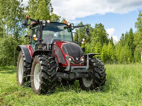 Valtra A-Serie geht in die 5. Generation - landwirt-media.com