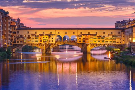 Ponte Vecchio: Een middeleeuwse brug van winkels