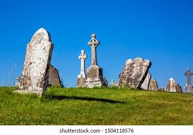 478 Clonmacnoise Monastery Images, Stock Photos & Vectors | Shutterstock