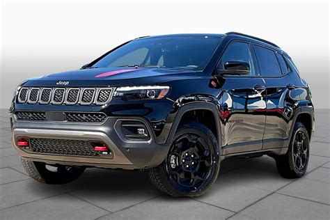 2024 Jeep Compass Trailhawk 4×4 - Dian Corinna