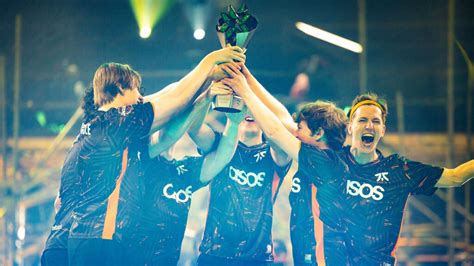 Fnatic Boaster on Valorant skins that give you an advantage | ONE Esports