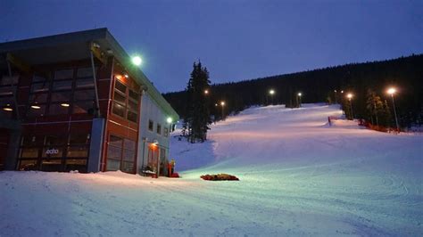 6 Resorts with Night Skiing in Colorado | Where can you ski at night in ...