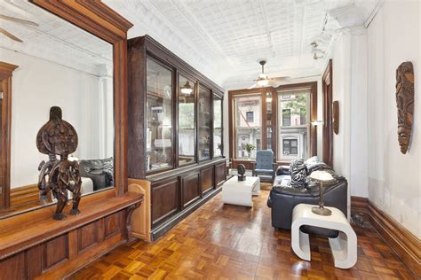 Harry Houdini's former Harlem townhouse seeks $4.6M - Curbed NY