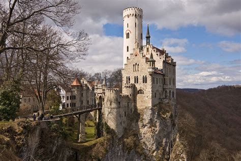 10 Most Beautiful Castles in Germany (with Photos & Map) - Touropia