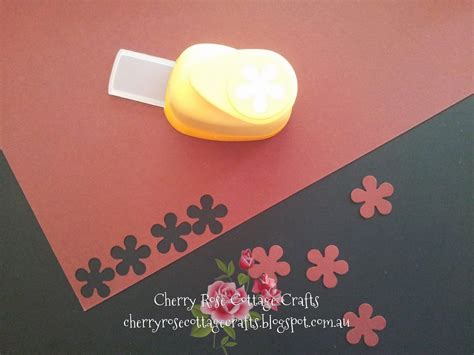 Cherry Rose Cottage Crafts: TUTORIAL! How To Make Poinsettia's From Spellbinders Bitty Blossom Die