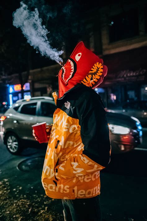 hotlineputa | Bape shark hoodie, Hypebeast fashion, Shark hoodie