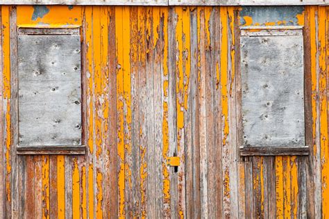 Free picture: front door, iron, wood, wooden, old, rust, door, texture, wall, padlock