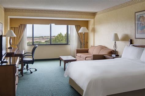 Hotel in ABQ | Albuquerque Marriott Pyramid North