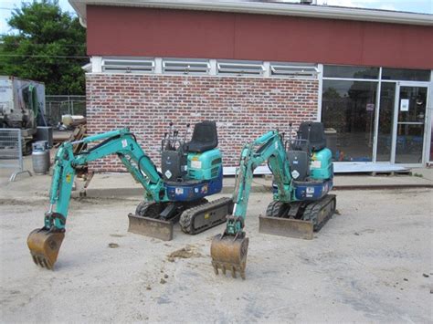 Bobcat Mini Excavators - E-10 Rental | Resource Rental Center | Council Bluffs, IA & Omaha, NE